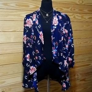NWOT Kaii Los Angeles Floral Boho Kimono